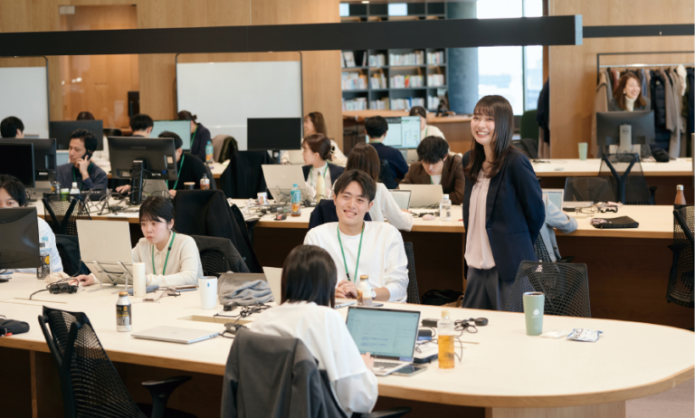 働く豊かさや楽しさを仲間と分かち合える環境で社員が自らのキャリアを描き形にしていく